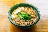 油かす入り肉吸い(肉150g・豆腐入り)（うどん色彩）