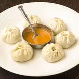 モモ Steamed Pot Stickers（アジアンインディアンレストラン ニューサラティー ASIAN INDIAN RESTAURANT NEW SARATHI）
