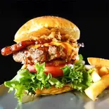 BOSSバーガー Boss Burger（溶岩ダイニングbrave）