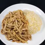 豚肉絲チャーハン(中華料理錦楽軒)
