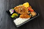 豚のしょうが焼き弁当(赤坂 叶)