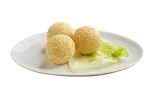 揚げ団子ゴマ餡(芝麻球)/3個（麻膳堂 MAZENDO 根津店）