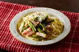 アスパラベーコンのカルボナーラ Asparagus Bacon Carbonara(濃厚カルボナーラ「カルボの誘惑」 天王寺店)