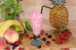 ストロベリーヨーグルトスムージー Strawberry-Yogurt Smoothie（Nepali Kitchen ＆ Spice House今里店）