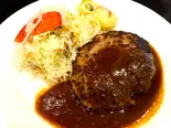 手ごねハンバーグ（ヴォーングスト）