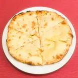 桜海老ナン (Sakura Shrimp Nan)（ネパールインド料理ゴルカ 本陣店）