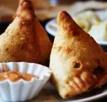 サモサ Samosas（BAJEKO SEKUWA HOUSE）