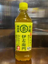緑茶 500mL（博多名物 赤もつ屋 柏木2丁目店）