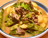 スペアリブとじゃが芋とインゲン煮込み【排骨土豆炖豆角】（川覇王）