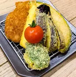 カツと揚げ野菜1人前(カツ2枚・揚げ野菜5種)（タレカツ 中野店）