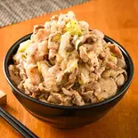 【月間売上人気No.1】秘伝の極旨塩ダレにんにく豚丼(豚肉400g)（激盛り豚丼 メガトン 江古田店）