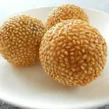 揚げゴマ団子(5個)（中国飯店 福龍門）