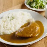 骨つきチキン自家製カレー(湯島大衆バル 鶏ットリア ~torittoria~(トリットリア))