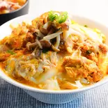 キノコの親子丼(鶏 80g)とハーフ豚汁 oyakodon with mushrooms (80g chicken) and pork miso soup（【出汁の親子丼】鶏ヶ屋(TORIGAYA)～南阿佐ヶ谷店～）