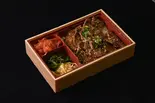 牛たん&牛ハラミ焼肉弁当(塩タレ)(いきなり焼肉 笹塚店)