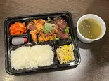 ミックス弁当（ホルモン処 89肉酒場）