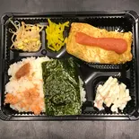 103.明太だし巻き弁当（わらいや弁当）