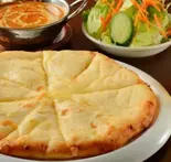 チーズナンセット(サラダ付き)CheeseNanSet(withSalad)（MALiKA）