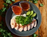 【パクチー盛】しっとりむね肉カオマンガイ [Coriander]Khao Man Gai(Chicken Breast)（からだ喜ぶ！東京カオマンガイ 名楽町店）