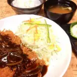 チキンカツ定食【デミグラスソース】(出前屋 博多飯)
