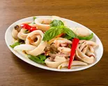 イカと野菜のバジル炒め(Ika & Basil stir fried)(タイ&インド 神楽坂エスニック CARAVAN SAPANA(キャラバンサパナ))