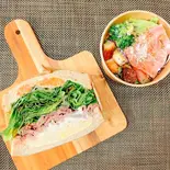 【人気No.2】【金土日限定！】ローストビーフサンド～クリームチーズと和風オニオンのWソース～のサンドイッチと選べるサイドメニューのセット（17sandwiches王子店）