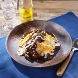 ごろっと牛カルビ入りデミグラスオムライス（ふわとろオムライス フレッシュエッグス 京急鶴見店）