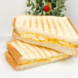 チーズinたまごホットサンド（cafeここや）
