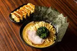 のり豚骨醤油ラーメン 背脂生姜餃子セット（百麺 中目黒店）