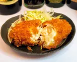 グラタンコロッケ(精肉店直送!ステーキ丼・コロッケ・カレーのお店 へそ)