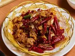 鶏肉の辛子炒め Spicy Stir-Fried Chicken（香港亭 十条店）