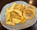 オニオンリング入りポテト（Smoky Monkey Hamburger）