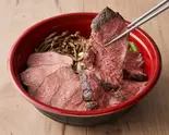 【人気No.2】熟成牛タン塩＆熟成牛ハラミ丼（牛とスープの東大門市場 神楽坂店）