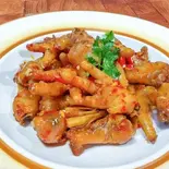 鳥のモミジ揚げとナンプラー炒め( Chân Gà Chiên Mắm )（ベトナム料理モク屋木場店）
