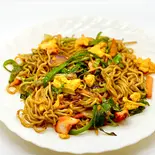 Nepali chowmin (ネパール焼きそば)（インドスパイシーイエティ 八田店）