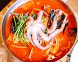 韓国チャンポン 짬뽕 Spicy Seafood Noodle Soup(韓国料理ナジミキンパ)