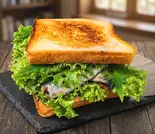 塩漬粒こしょうがアクセント！こんがりオイルサーディンのこんがりトーストお野菜サンド(タルタルorマヨネーズ)（風邪・胃腸炎の回復に お粥小屋 健康お粥専門店）