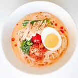 豆乳坦々冷麺(炙りサラダチキンと自家製キムチ)（冷麺とチヂミの店 면면(ミョンミョン)）