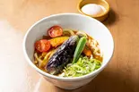 スパイシー野菜カレーうどん（うどん屋 どん伝）