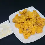 フライドチキンハーフ(骨なし)(大根ピクルス付き)（焼肉韓国料理 東大門）