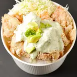 アボカドバジルのグリーンタルタルから揚げ弁当（唐揚げ専門店 とりキン）