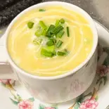 【4】チキンスープ/CHICKEN SOUP（インドネパールカレーエベレスト）