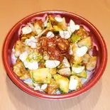 麻辣ガーリックアボカドチキン丼（鳥八 下丸子店）