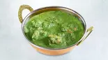 ほうれん草チキンカレー/Spinach Chicken Curry（インドカレー エベレスト•スパイスダイニング王子）