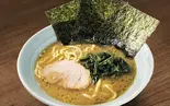 人気No1！銀家ラーメン(大)（横浜家系ラーメン 銀家 日吉店）