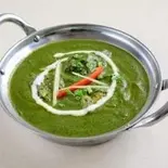 ほうれん草チキンカレー Sag chicken curry（ニュータージマハルエベレスト 門戸厄神店）