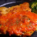 トマトソースハーフチキン弁当(120g)Tomatosauce Chicken Steak Box（【チキンステーキ弁当】Master Of Chicken～千歳烏山店～）