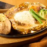 【174】7種チーズのフォンデュ風包み焼きハンバーグ110g(ココス 草加松江店)