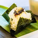 〇海苔佃煮ワサビ Seaweed Wasabi（魚屋のおむすび丸徳）
