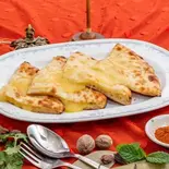 チーズナン Cheese Naan（ナマステ ガネーシャ マハル 三宮店）